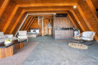 Wood & Soul - שתי בקתות משולשות מיוחדות עם בריכה פרטית - 5