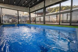 Wood & Soul - שתי בקתות משולשות מיוחדות עם בריכה פרטית - 8