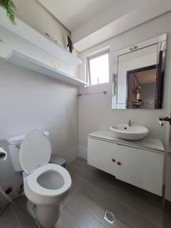 Cozy Hotel-Style 2 Bedroom Condo Unit at Eastbay Residences by Rockwell - 5