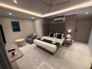Hotel Kurla Suites - 3