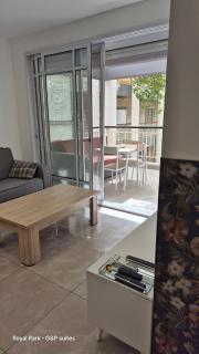 Royal Park 7&8 swimming Pool - by G&P suites - 3