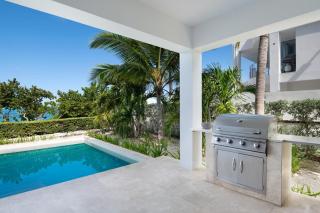 Sea Edge 1BR Snorkel & Beach Retreat - 1