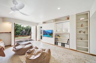 Our Bargara Abode - welcome to our beach house! - 7