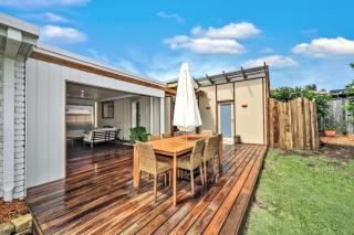 Our Bargara Abode - welcome to our beach house! - 4