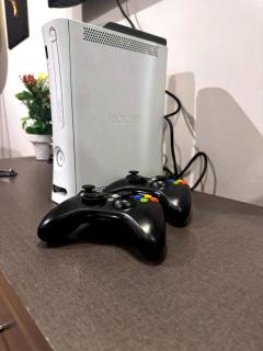 3BR Luxury Apartment with XBOX Gaming in heart of Islamabad - 6