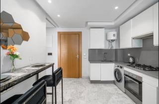 Seabreeze home on the Corniche - 4