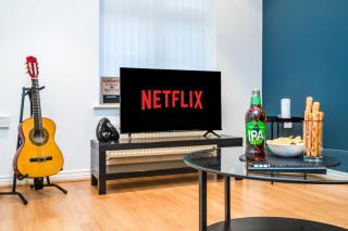 3 Bed 1,5 Bath Parking - 2