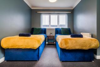 3 Bed 1,5 Bath Parking - 6