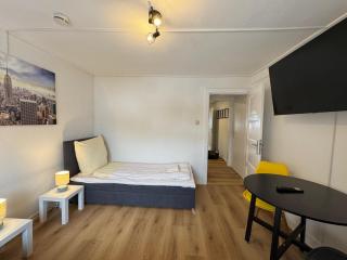 Zentrale 3 Zimmer Unterkunft mit Parkplatz - 2