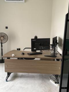 4 luxury bedrooms and 2 living areas - 5