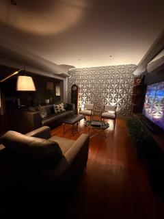 Modern Luxury Home with Sauna and Prime City Access - 9