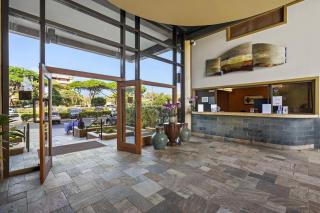 Mana Kai 811 - Oceanfront, Top Floor, Stunning Renovation, 2BR, Kings, Split AC - 9