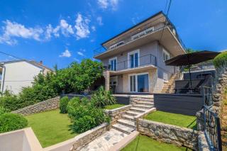 Apartments in Crikvenica 39059 - 1