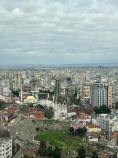 Azure Apartments by Selectstay - 4