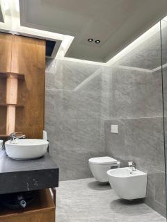 Azure Apartments by Selectstay - 6