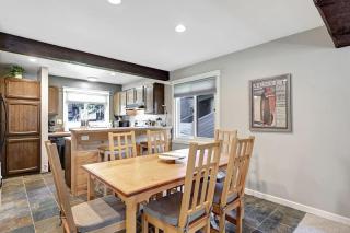 Mountain Condo | Spa Pool and Ski Shuttle Access - 6