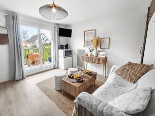 F2 chic 100 m de la mer Balcon Sud Ouest - 9