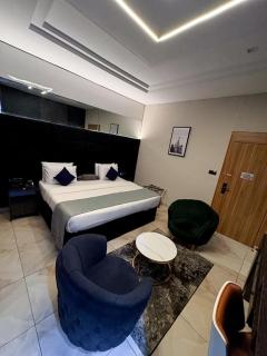 Luciano Continental Hotel - 8