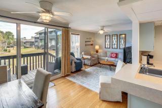 Golfers Getaway! Modern Diamondhead Condo - 1