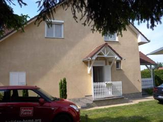 Apartments in Balatonkeresztur 37924 - 1