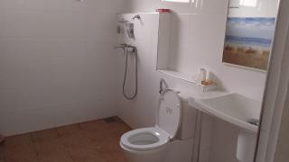 Spacious 4BR Green Court Villa for 8-10 Guests AC & Hot Water Thalawathugoda - 6