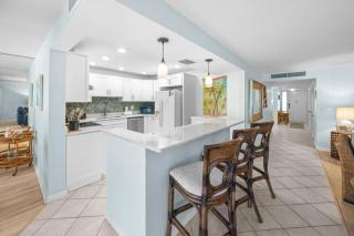 Kings Crown 211 condo - 6