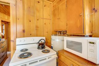Close to Lake and Heavenly Mtn Resort! Quaint Cabin - 6