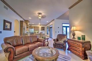 Lakeside Luxury with Breathtaking Views - 5