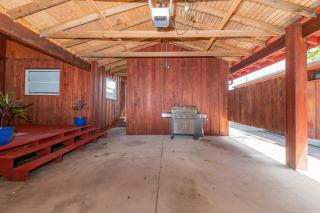 Waterfront 3BR Villa w Gym, Pool & Dock Access - 1