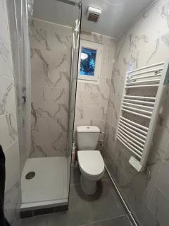 Apartment and private courtyard - 4