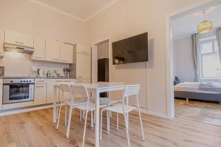 Comfortable 2BR & 1LR Apt in Central Vienna - 5