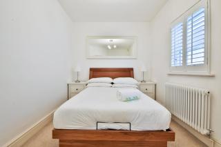Cathedral Road Cosy Stay 1BR Apartment - 7