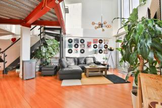 The Cardiff Loft Residence 2BR Apartment - 9