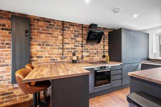2BR Oban Retreat with Free Parking - 9