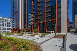 Deluxe Towarowa Towers Residence with Free Parking & AC by Renters Prestige - Varsovie - 2