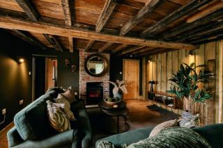 Boutique Luxury Cottage Cheshire Wedding Guests - 4