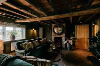 Boutique Luxury Cottage Cheshire Wedding Guests - 2