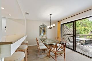 567 - Sea Pines Getaway-Heated Pool, Sleeps 6 - 9