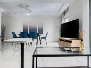 Grace by halu! Luxury 3BD apartment on Mitropoleos street - 9