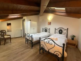 Nuvola di Parma// del Ducato 1 - 7