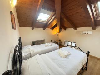 Nuvola di Parma// del Ducato 1 - 6