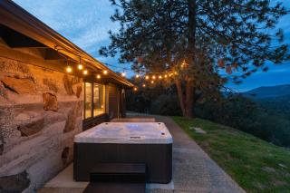 Stunning views Hot tub Games 5BR Sleeps 14 - 3