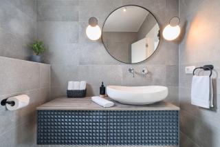 Aqualis Vista - Where Comfort Meets Stunning Scenery - 8