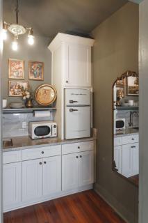 The Gilded Lady - The Seamstress Suite - 1