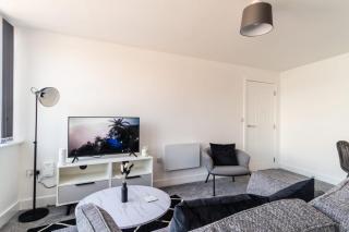 Bright 1 Bed Apartment in Central Wrexham - 2