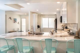 Lighthouse Point 222 - 9