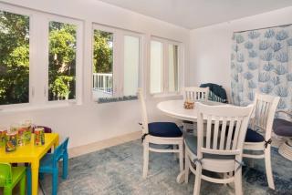 Lighthouse Point 222 - 3