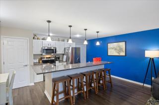 Lakefront Condo with Boat Slip - 3