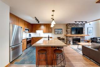Pinnacle Ridge Condos by Fernie Central Reservations - Fernie - 9