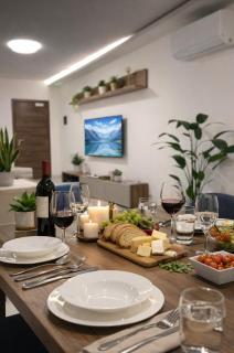 Spacious 3BR Seaside Apartment Sliema - 5